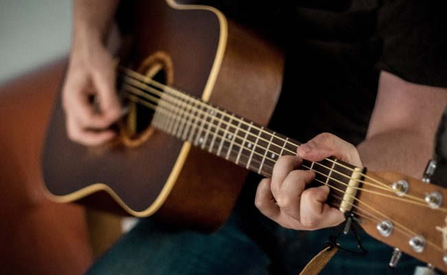 recording acoustic guitar